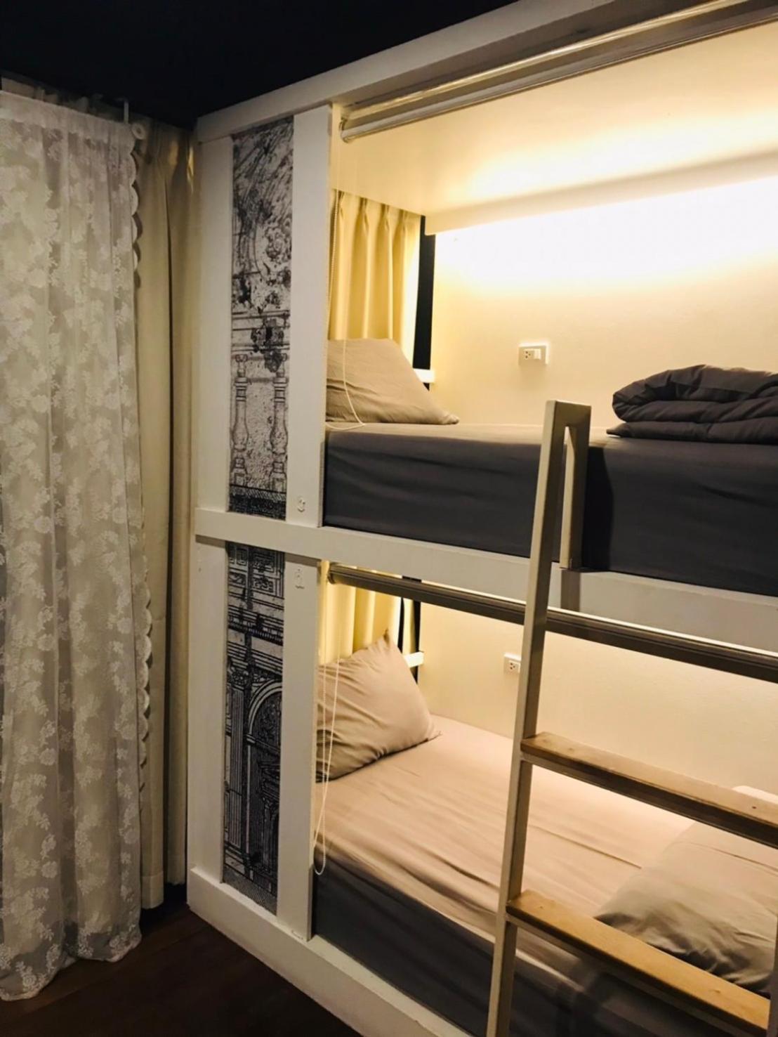 Shade House - Phuket Downtown Hostel Buitenkant foto